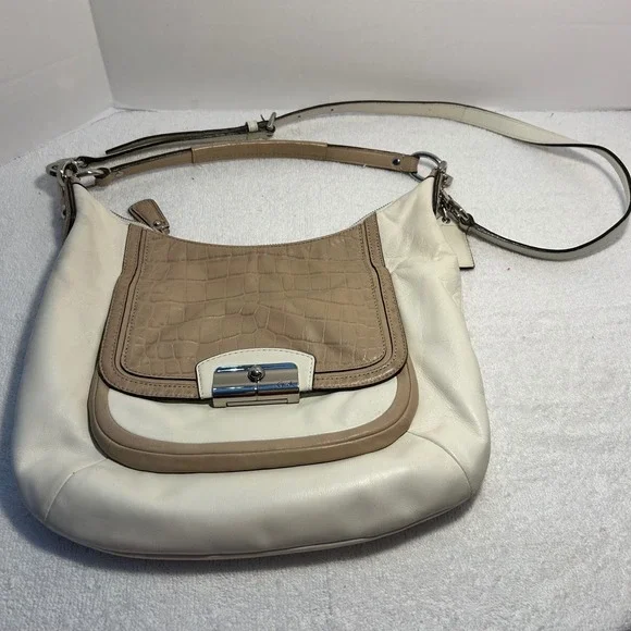 Coach Madison Ivory Tan Croc Embossed Leather Hobo Crossbody Bag F22509