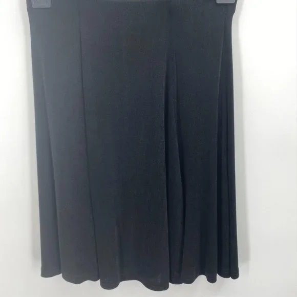 CTME BLACK SHORT PLEATED FLOWING SKIRT‎