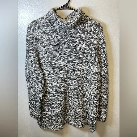 Sundance Women's Sweater Wool Alpaca Blend Chunky Knit Turtleneck‎ Size M