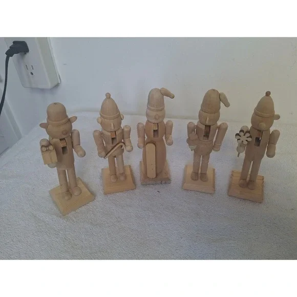 Vintage Unfinished Natural Wood Nutcracker Set of 5 DIY Craft Christmas Decor