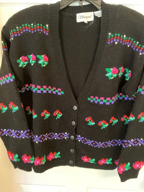 Silvercord  VTG 80s Black Floral Knit Cardigan Sweater