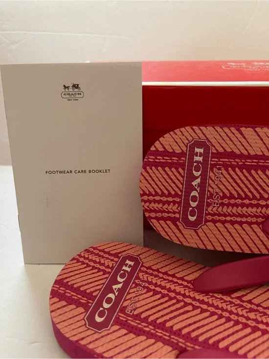 COACH Alessa Heritage pink/ruby stripped flip flops size 9M- NWT**
