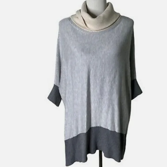 White House Black Market colorblock dolman sleeves  tunic sweater sz XS oversize