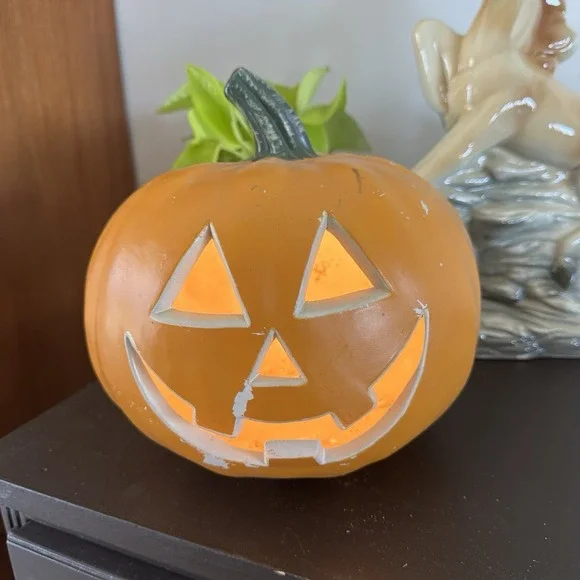 VTG Halloween Jack O Lantern Blow Mold Light Up Decor Plastic Pumpkin Lantern 9