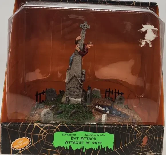 2009 Lemax Spooky Town 