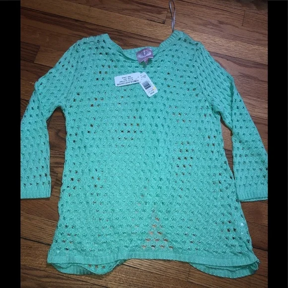 Romeo & Juliet Couture  Sweater NWT