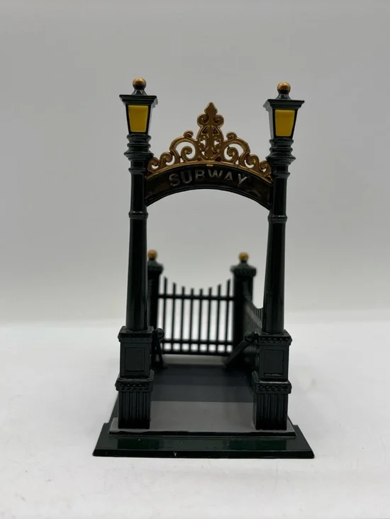 Department 56 1991 Vintage Heritage Village City Subway Entrance 5541-7 Retired