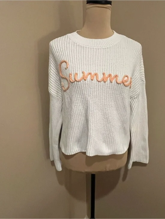 moon & madison White Knit Crew Sweater with Peach 'Summer' Script, long crop, XS