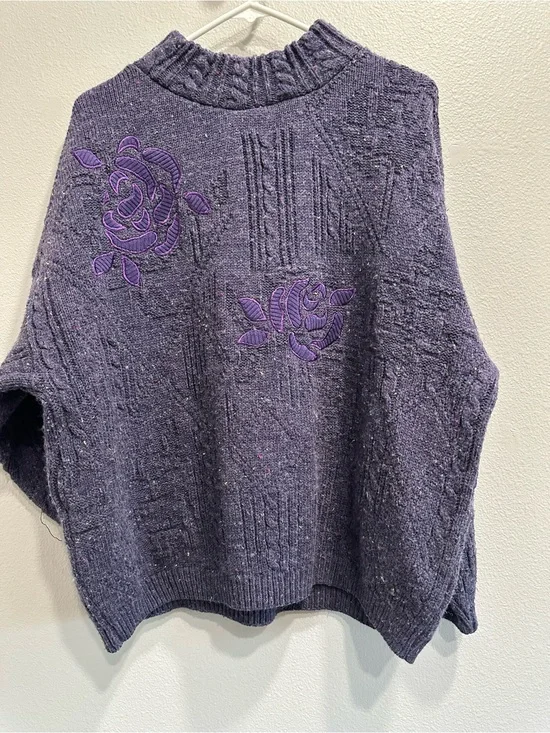 VTG 80’s Togeher! Wool blend Purple Floral Appliqué/embroidered Knit Sweater,l