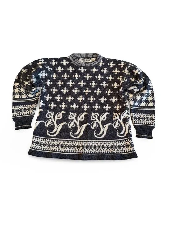 ZINO & JUDY Vintage 90s Nordic Fair Isle Scroll Knit Sweater Oversized Crewneck