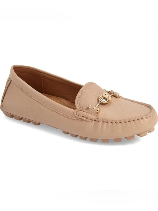 Coach 10 Classic Women's Tan Leather Driving Loafers Gold Bit Hardware Preppy