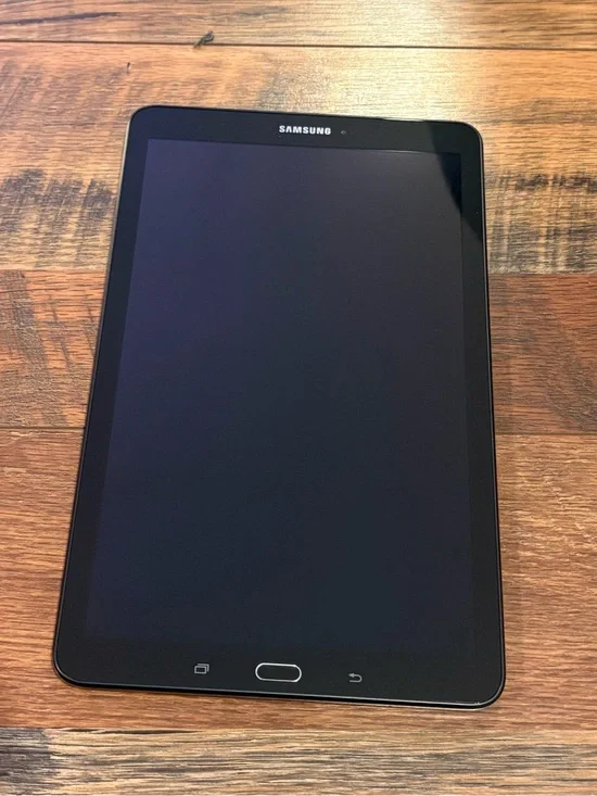 Samsung Tablet 9.6”