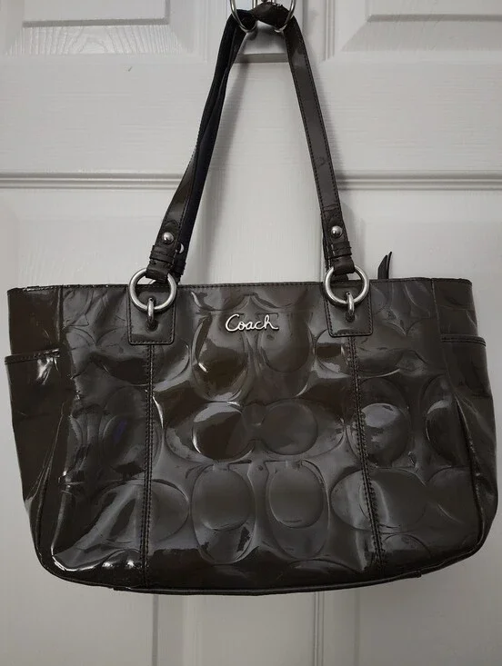 Coach Gallery East West Tote in Olive Green