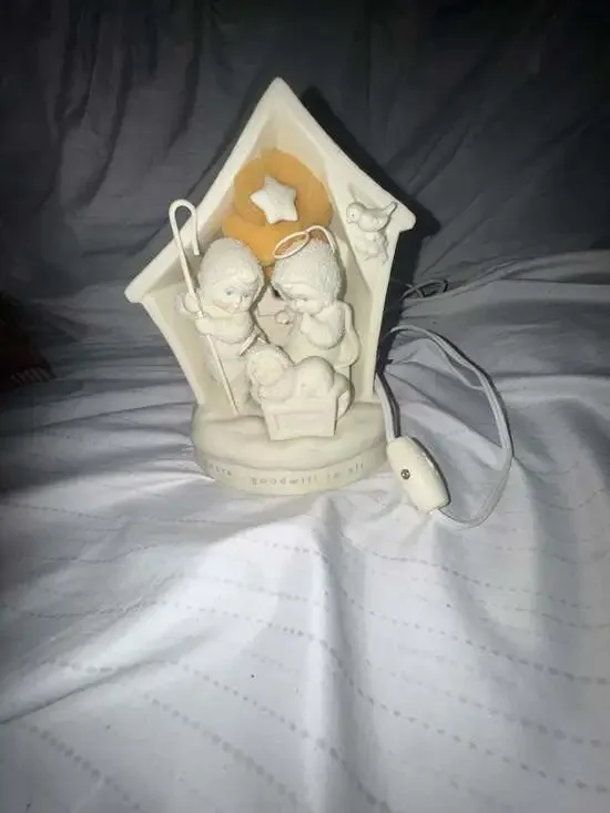 Department 56 Snowbabies Peace And Goodwill To All Lighted Figurine 56.69344