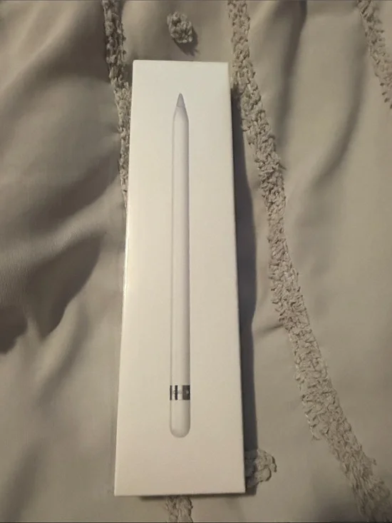 Apple White Pencil Stylus with Silver Accent