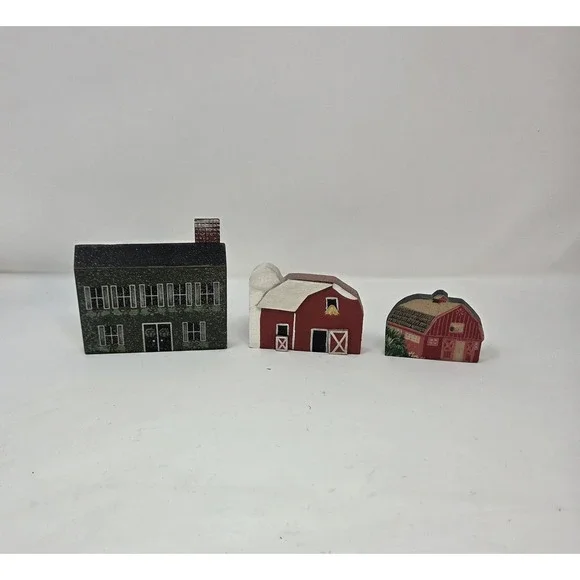 Holiday Decor Church House Barn Farmhouse Lighted Christmas Village Lot Of 3