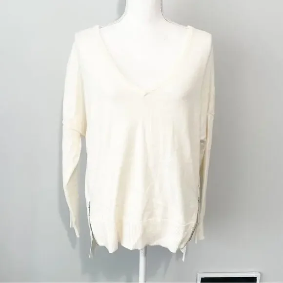 Bisou Bisou ivory sweater v neck oversized size small side zips NWT new high low