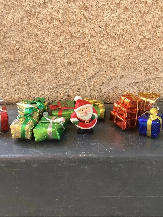 Lot of 7 Tiny Presents and Tiny Santa Ornament