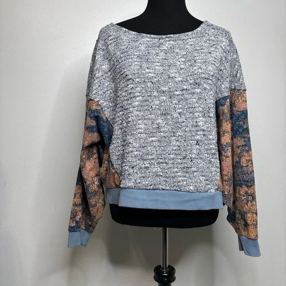 Saturday Sunday by Anthropologie Mixed Fabric Floral Sleeve Sweatshirt Women’s M