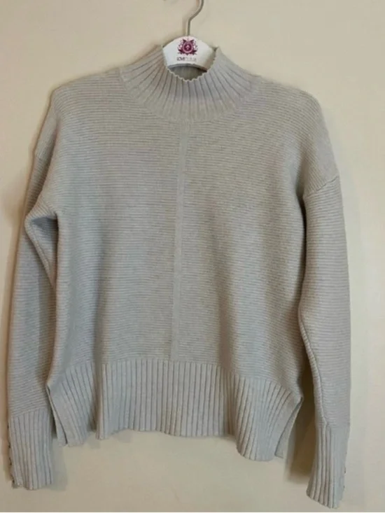 Cyrus Cream minimalist Ribbed High-Neck Sweater