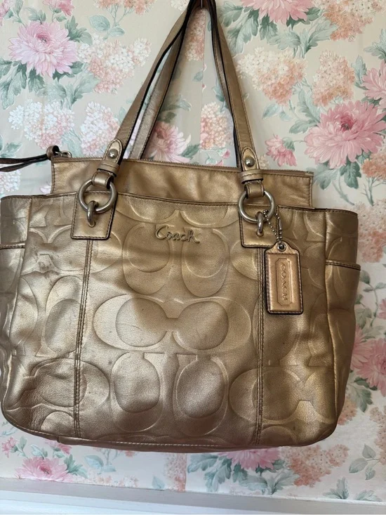 Y2KCoach Metallic Gold Signature Tote Bag