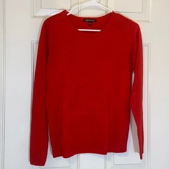 Amelotte • Women’s Red Acrylic Sweater • Size Small