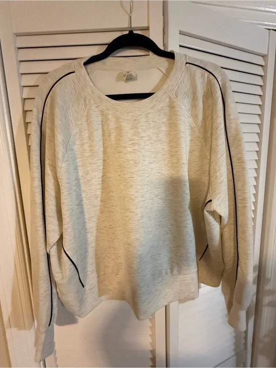 Light Heather Cream Pullover with Black Contrast Trim