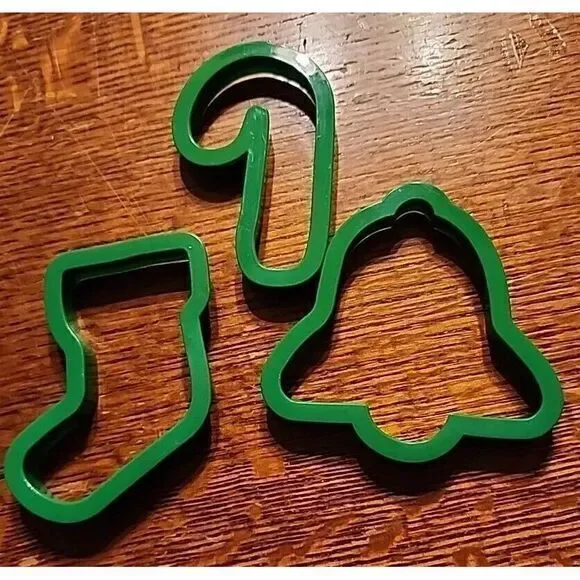 Christmas Holiday Bell Stocking Candy Cane Plastic Cookie Cutter Stencil Set EUC