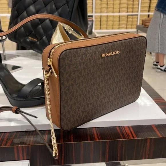 Michael Kors Large Jet Set Item East West Crossbody Brown