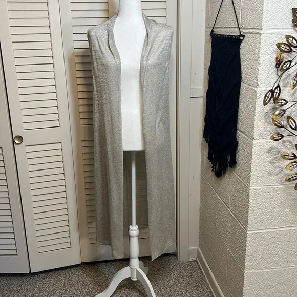 NWOT BHWM S sheer—kinda  shimmery lightweight gray sleeveless cardigan  duster