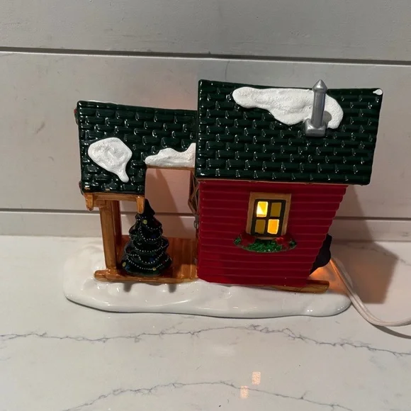 Charming Red and Green Holiday House Decor