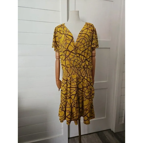 Michael Kors Yellow Gold Chain Print Dress Women's XL V-Neck Smocked Waist Ruffl