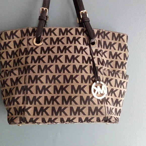 Michael Kors Signature Monogram‎ Canvas Tote Bag Beige Black Gold Tone Hardware