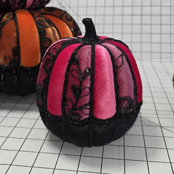 Glam Velvet Pumpkin, Hot Pink w/Black Velvet‎ Pumpkins, Black Lace, Cording