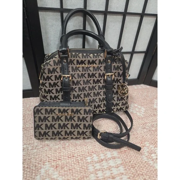 Michael‎ Kors Monogram  Satchel Crossbody And Wallet