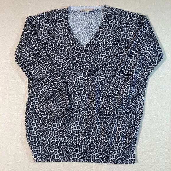 Michael Kors Sweater XL Black/Grey Animal Print V-Neck Soft Knit Casual Pullover