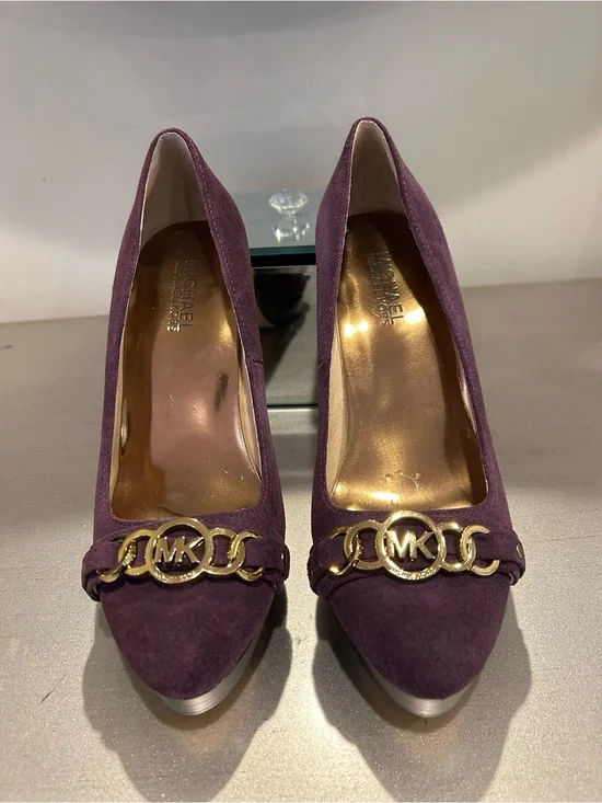 Michael Kors Plum Suede Pumps with Gold MK Chain