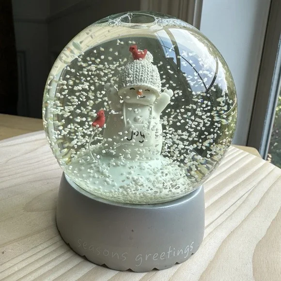 Department 56 Snowman Snow Globe 4.5 Inch Joy Seasons Greetings Enesco‎ 2009