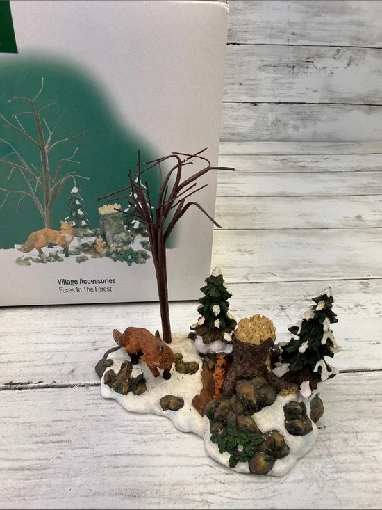 Department 56 Village Accessories Foxes in the Forest 1998 Retired #52744