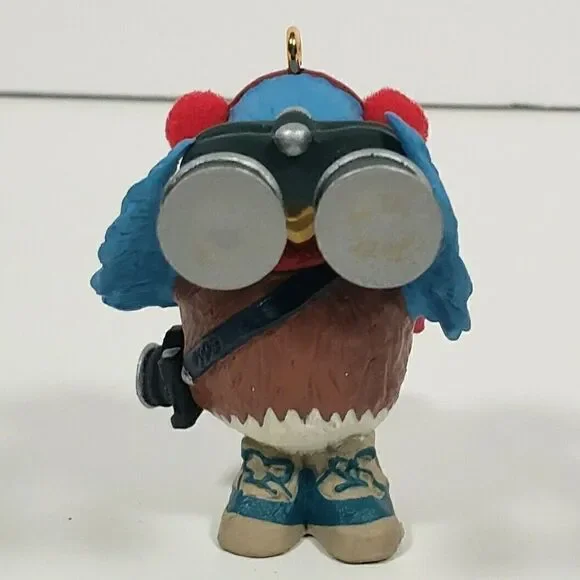Hallmark Keepsake Ornament Bird‎ Watcher 1993 Artist Favorite Collection