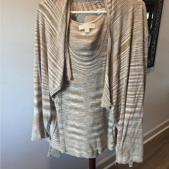 Michael‎ Kors Beige Striped Women's Sweater Set (Medium)