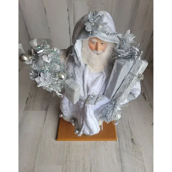 Marshall Fields vintage Santa father xmas silver Xmas Claus figure present tinse