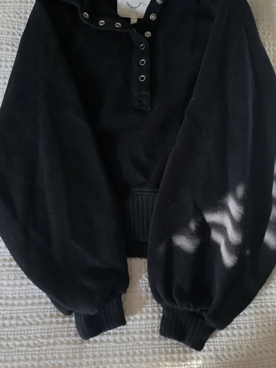 aerie Black Snap-Button Pullover Sweater with Balloon Sleeves