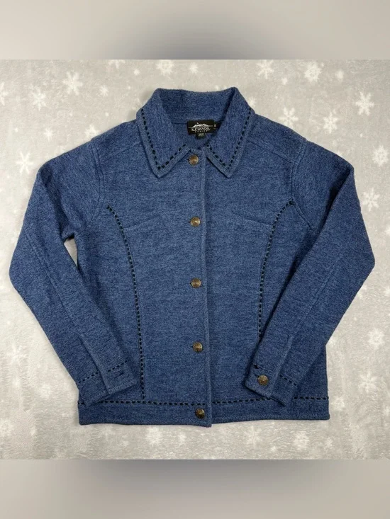 Women’s Icelandic design button down wool sweater small blue casual grandma