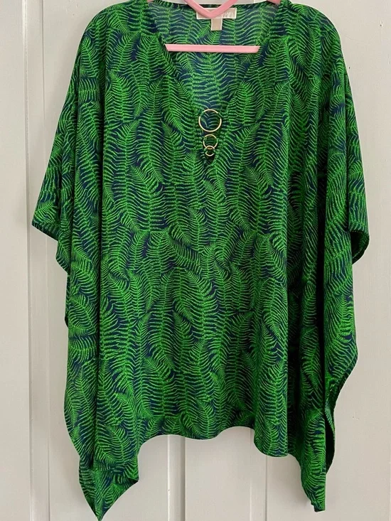 Michael Kors Green Fern-Print V-Neck Top with Ring Detail