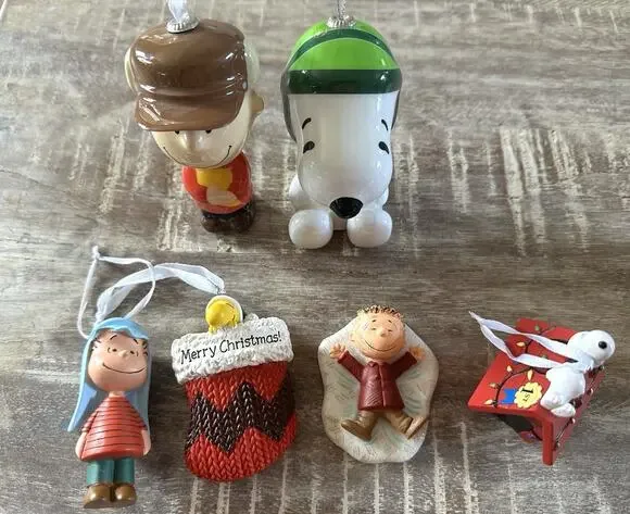Lot 6 Hallmark Peanuts Worldwide Ornaments Snoopy Linus Etc