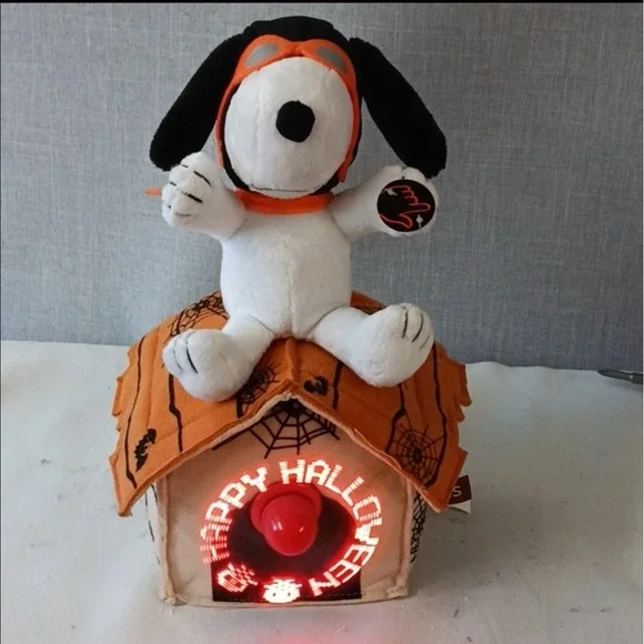 Peanuts Snoopy Halloween Animated Plush Doghouse Musical Light Up Propeller Ace
