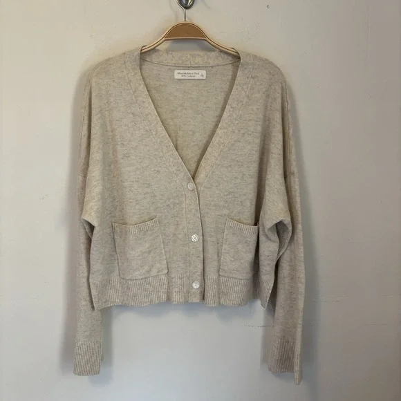 Abercrombie & Fitch Women's 100% Cashmere Cropped Cardigan Sweater Cream Large