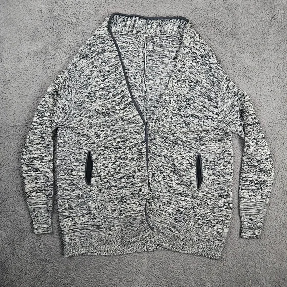 Lululemon Black White Knit Cardigan Snap Front Oversized Sweater‎ Womens XL