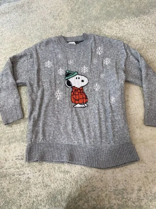 AE American Eagle Whoa So Soft Oversized Snoopy Holiday Sweater Medium Winter